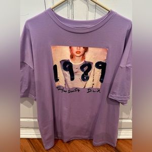Taylor Swift T-Shirt Women’s Large
